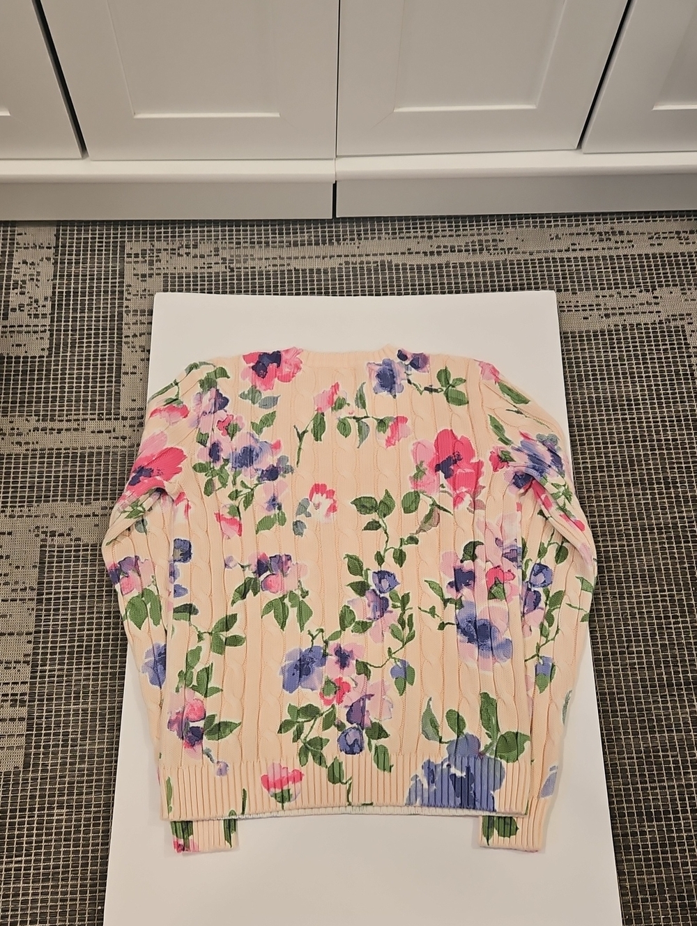 LAUREN RALPH LAUREN Cable-Knit Sweater with Pink and Purple Floral Print - Picture 2 of 3